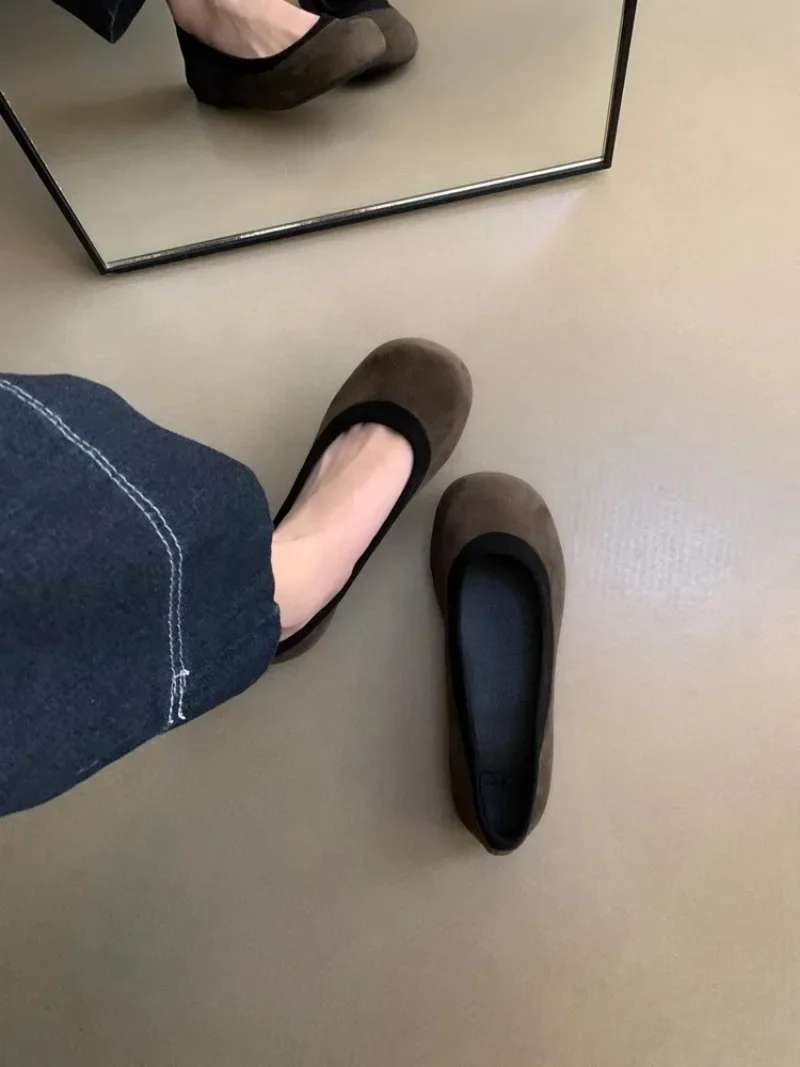 2025 Ladies Shoes Shallow Women's Flats Fashion Round Toe Casual Flat Shoes New Color Matching Flat Slip on Solid Zapatos