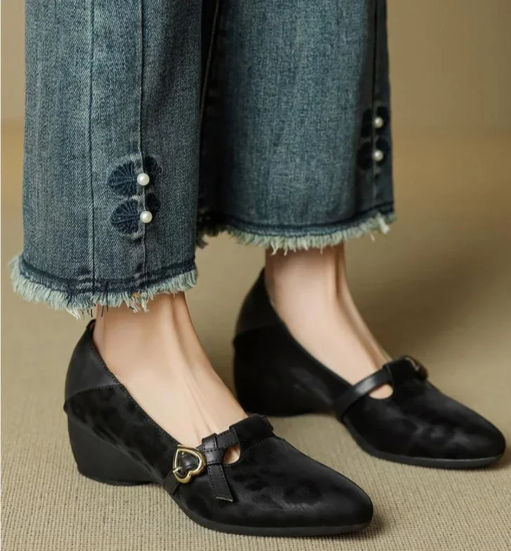 Pointed Toe with Medium Heels Shoes for Women Wedge Heel Woman Pumps Chic and Elegant Quick Delivery Y2k Point Discount Young