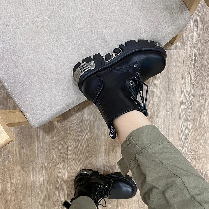 Darkness Punk Style Platform Women Ankle Boots Chunky Heel Black Metal Decor Women's Motorcycle Boots Lace UP Top Quality