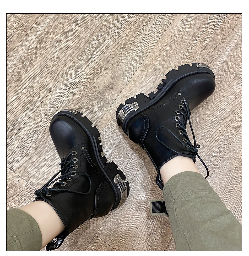 Darkness Punk Style Platform Women Ankle Boots Chunky Heel Black Metal Decor Women's Motorcycle Boots Lace UP Top Quality