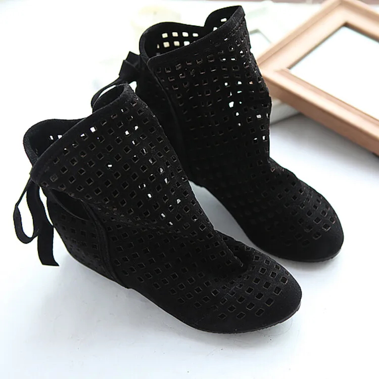 Summer Boots Bootie 2025 with The New Shoes Lace Openwork Crochet Boots Plus Size 43 Hollow Fashion Women Boots Summer Boots Bootie 2025 with The New Shoes Lace Openwork Crochet Boots Plus Size 43 Hollow Fashion Women Boots
