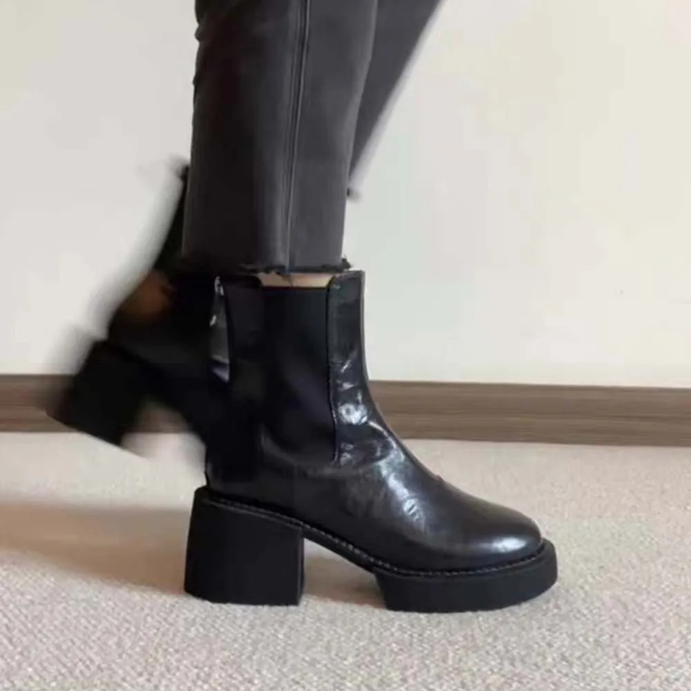 Spring and Autumn Women's Thick Bottom Ankle Boots Fashion Side Zipper Short Boots Women's Elegant Square High Heels