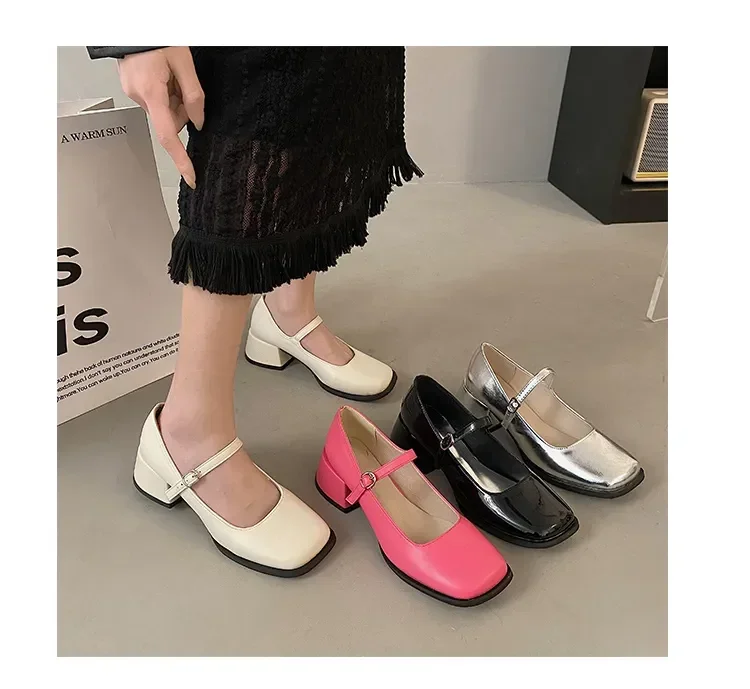 Summer Elegant Ladies Sandals Fashion Ladies Elastic Band Flat Heel Women Shallow Party Shoes Square Heel 35-40 Square Toe