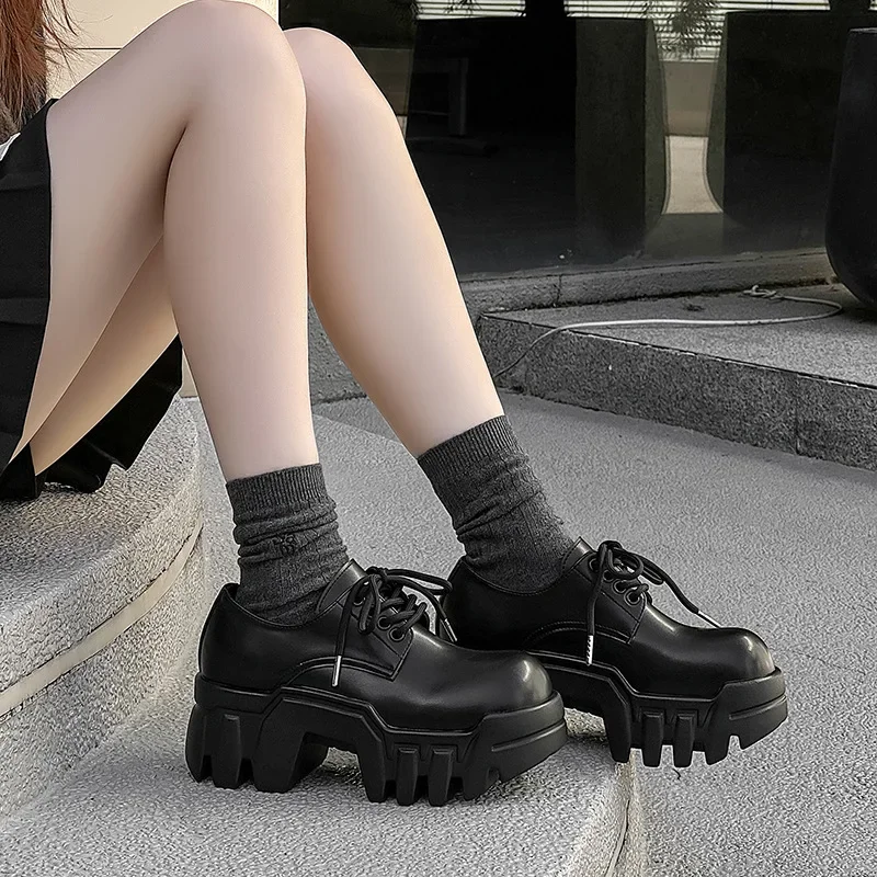 Retro Thick Bottom Platform Women Leather Shoes Increasing All Match Casual Derdy Shoes Luxury Designer Sneakers Hot Retro Thick Bottom Platform Women Leather Shoes Increasing All Match Casual Derdy Shoes Luxury Designer Sneakers Hot