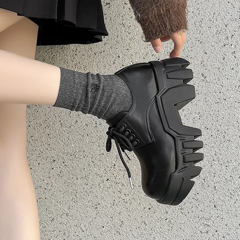 Retro Thick Bottom Platform Women Leather Shoes Increasing All Match Casual Derdy Shoes Luxury Designer Sneakers Hot Retro Thick Bottom Platform Women Leather Shoes Increasing All Match Casual Derdy Shoes Luxury Designer Sneakers Hot