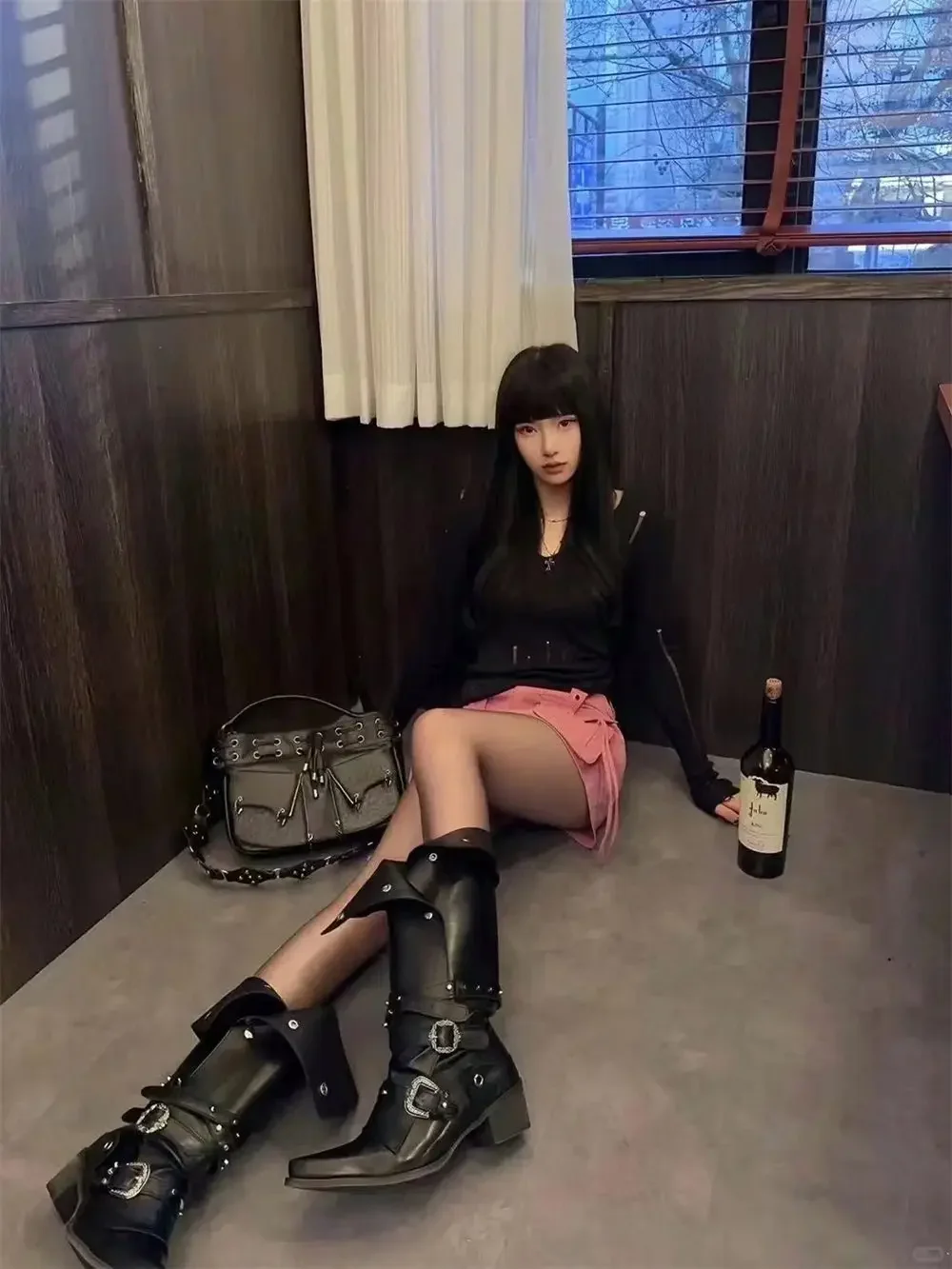 Wasteland Punk style Gothic Black Vintage Motorcycles Boots for Women Pointy Toe Rivets Western Boot Shoes