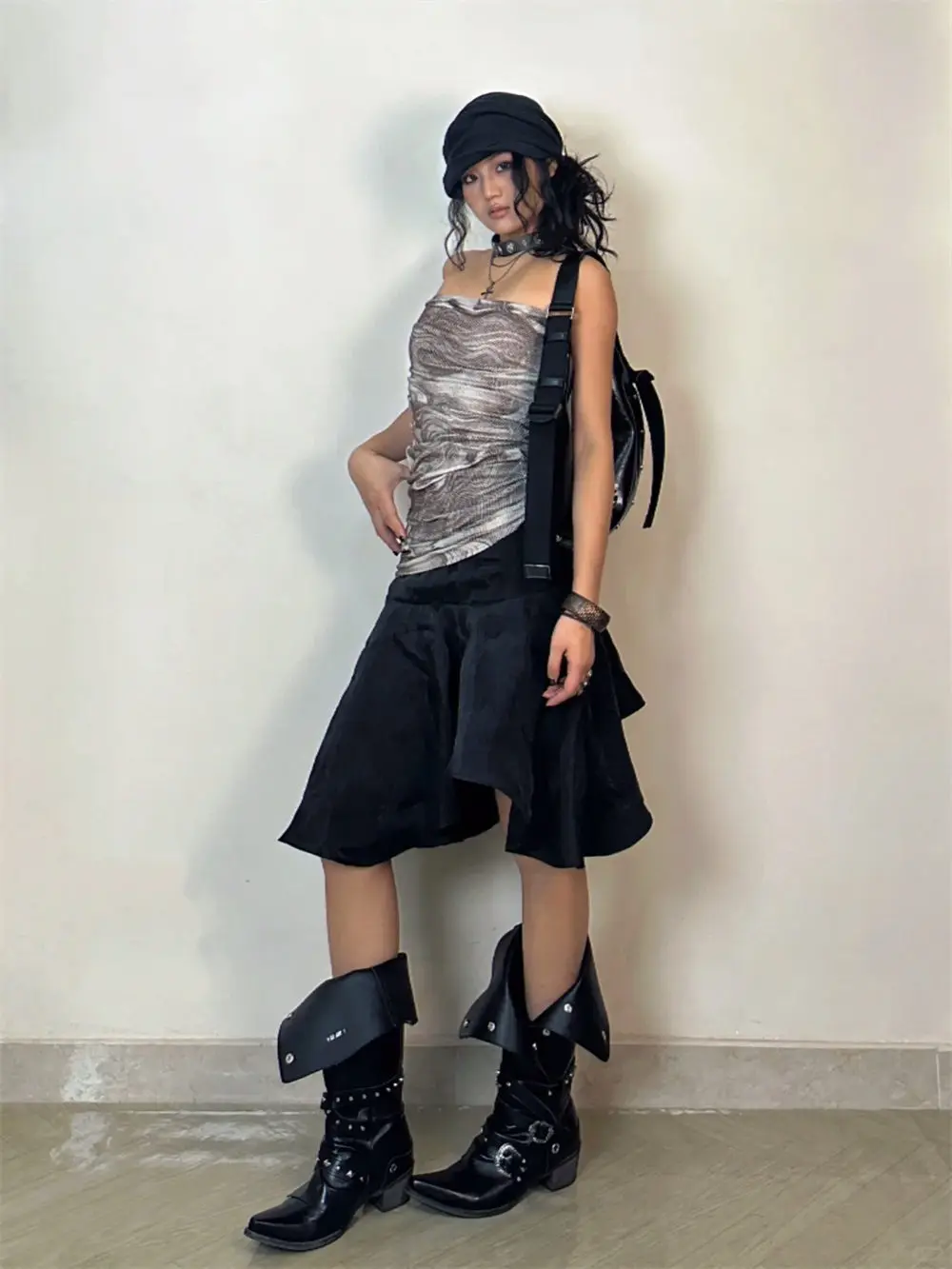 Wasteland Punk style Gothic Black Vintage Motorcycles Boots for Women Pointy Toe Rivets Western Boot Shoes