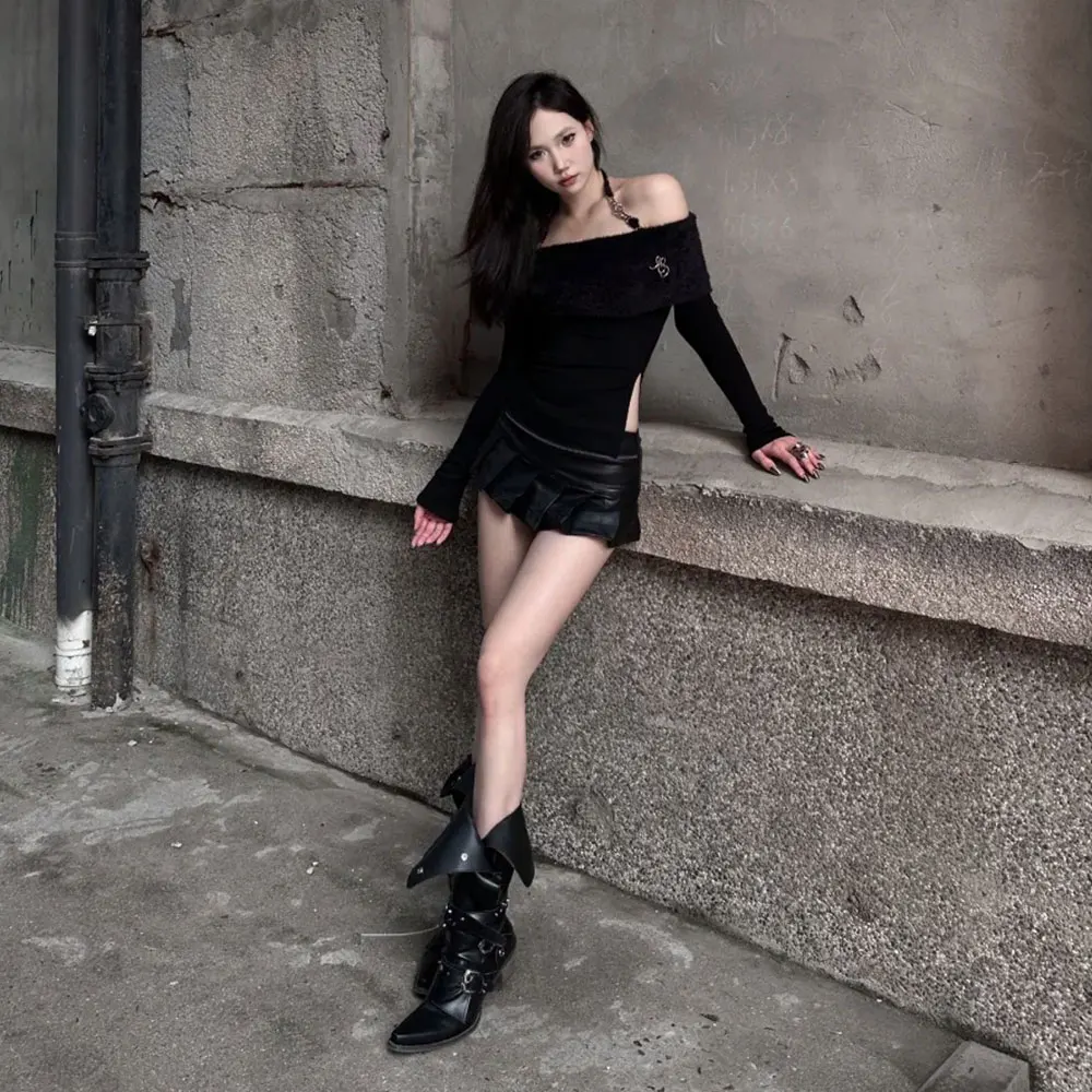 Wasteland Punk style Gothic Black Vintage Motorcycles Boots for Women Pointy Toe Rivets Western Boot Shoes