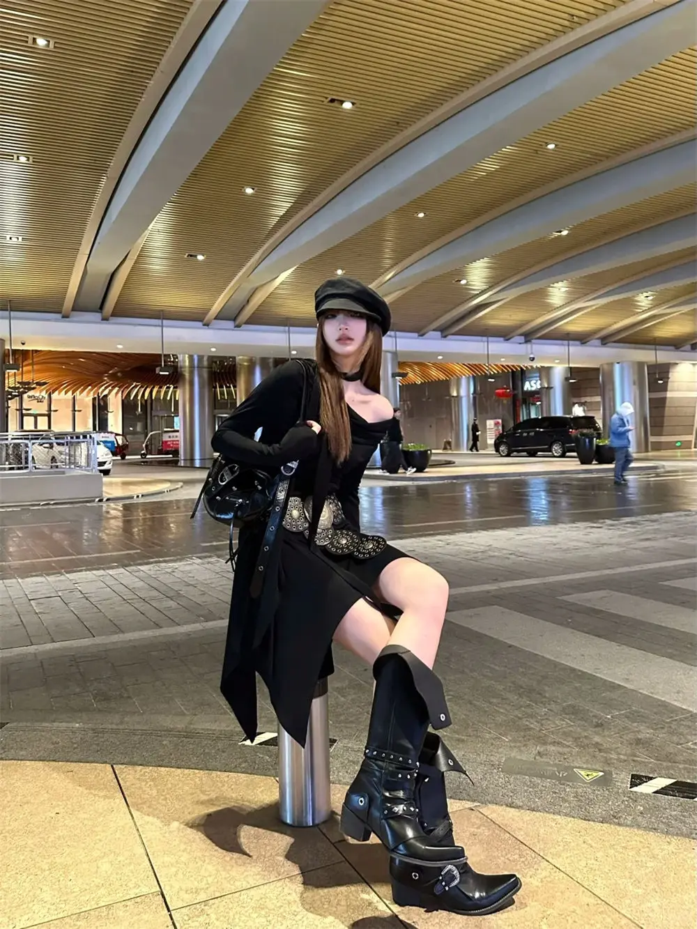 Wasteland Punk style Gothic Black Vintage Motorcycles Boots for Women Pointy Toe Rivets Western Boot Shoes