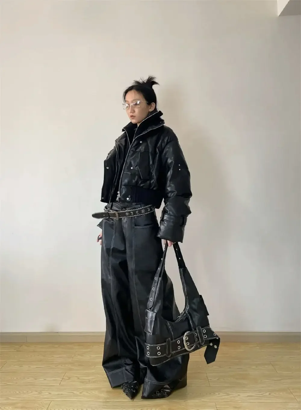 High Quality Y2k Style Vintage Detachable Boot Barrel Western Boots for Women Black Belt Straps Boot Shoes High Quality Y2k Style Vintage Detachable Boot Barrel Western Boots for Women Black Belt Straps Boot Shoes