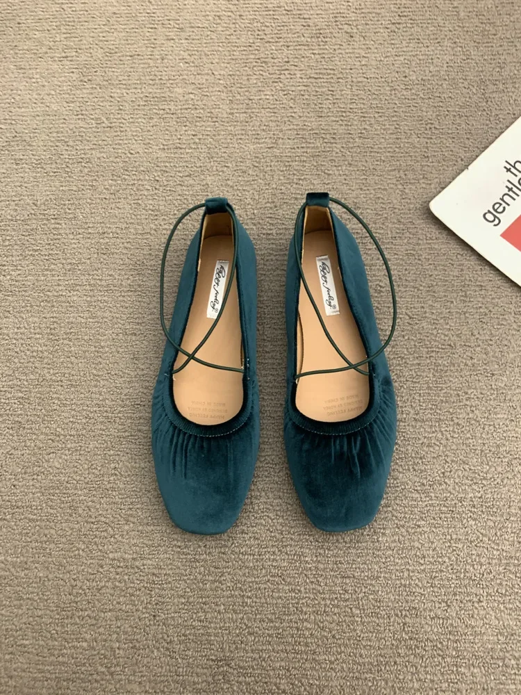 French Style Vintage Red Single Shoe Women's 2025 New Cross Strap Soft Bottom Ballet Dance Mary Sandals Rubber Mater