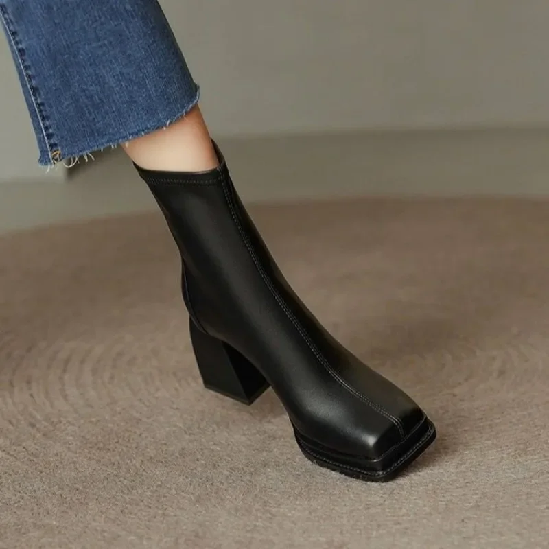 2023 Square Low Heel Fashion Ankle Boots Pu Leather Casual Short Boots Square Toe Zipper Winter Women Shoes Size 34-39 Botas 2023 Square Low Heel Fashion Ankle Boots Pu Leather Casual Short Boots Square Toe Zipper Winter Women Shoes Size 34-39 Botas