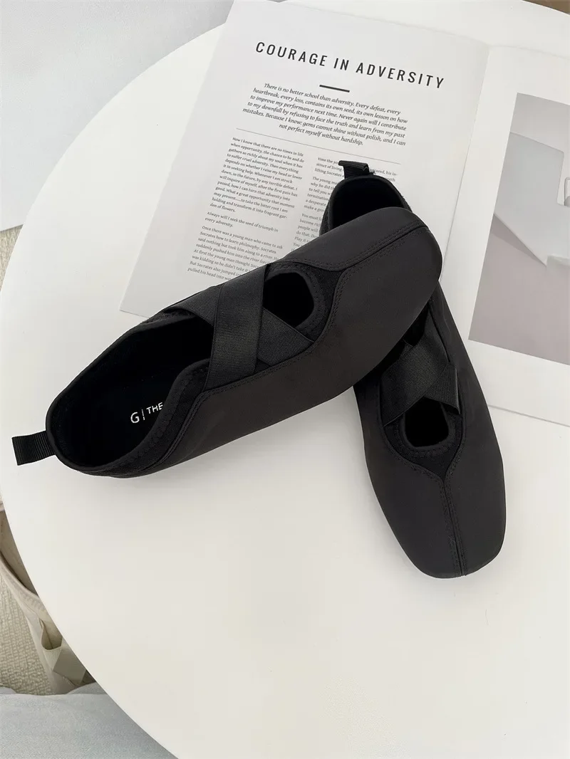 2025 New Women's Ballet Slippers Pink Soft Sole Shallow Heel Round Head Fiberglass Fabric Retro Style Low Heel