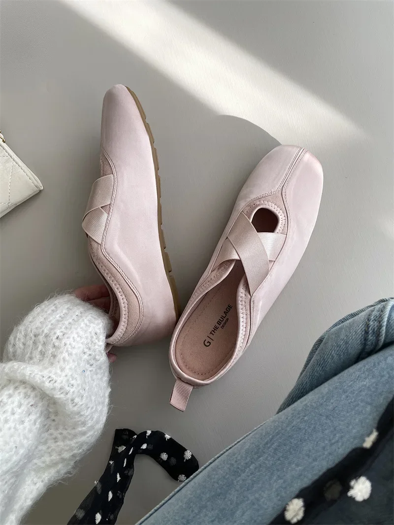 2025 New Women's Ballet Slippers Pink Soft Sole Shallow Heel Round Head Fiberglass Fabric Retro Style Low Heel