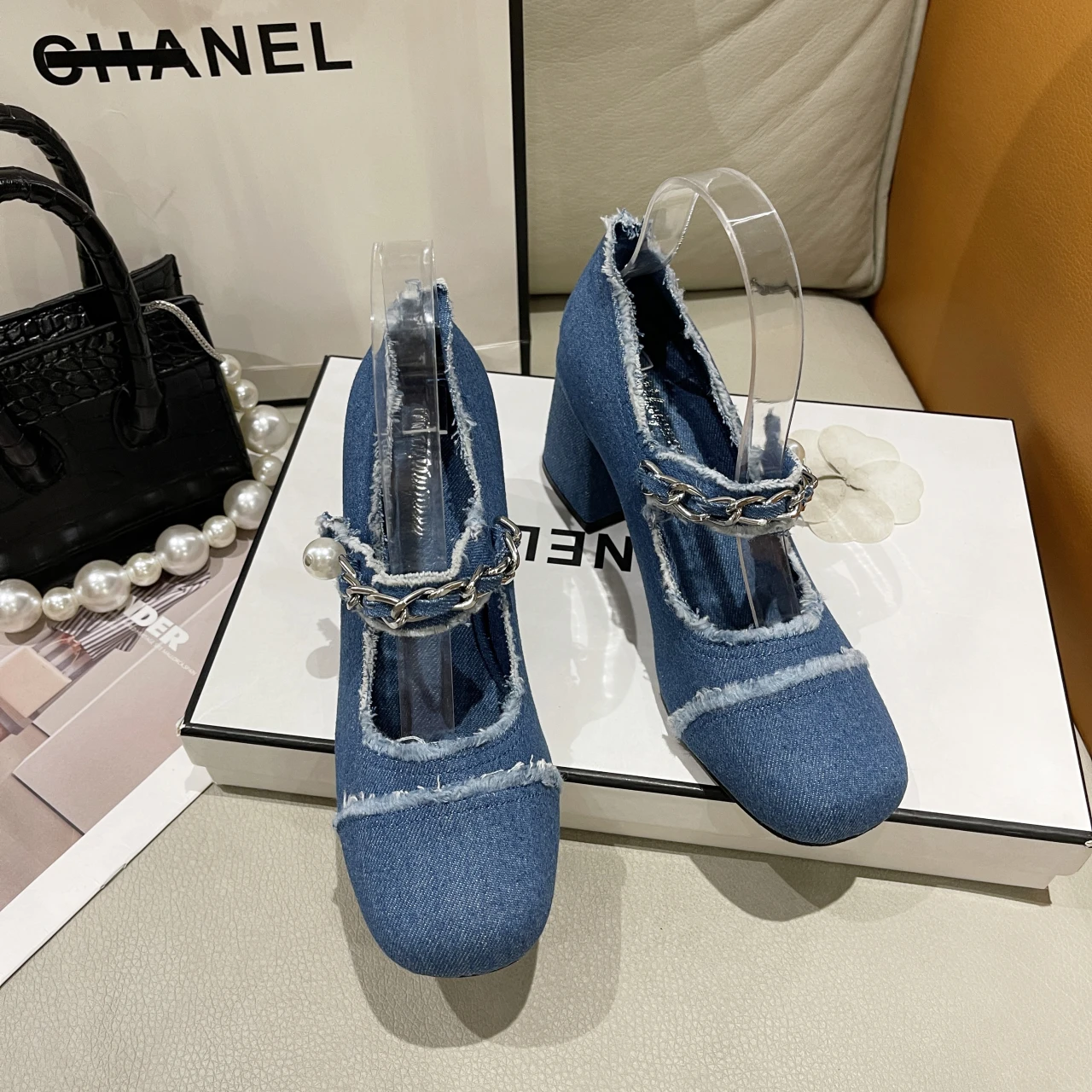 Round Toe High Heel Sandals Women Denim Cloth Pearl Metal Chain Decor Single Shoes Slingback Pumps Spring Retro Party blue Shoes Round Toe High Heel Sandals Women Denim Cloth Pearl Metal Chain Decor Single Shoes Slingback Pumps Spring Retro Party blue Shoes