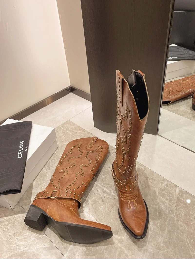 Autumn Winter Belt Buckle Rivet Women Western Cowboy Boots Fashion Slip on Thick Heel Shoes Embroidery Knight Botas Autumn Winter Belt Buckle Rivet Women Western Cowboy Boots Fashion Slip on Thick Heel Shoes Embroidery Knight Botas