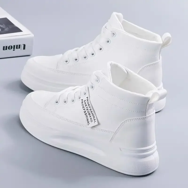 Winter Women Shoes Warm Fur Plush Lady Casual Shoes Lace Up Fashion Sneakers Platform Snow Boots Big Size Winter Women Shoes Warm Fur Plush Lady Casual Shoes Lace Up Fashion Sneakers Platform Snow Boots Big Size