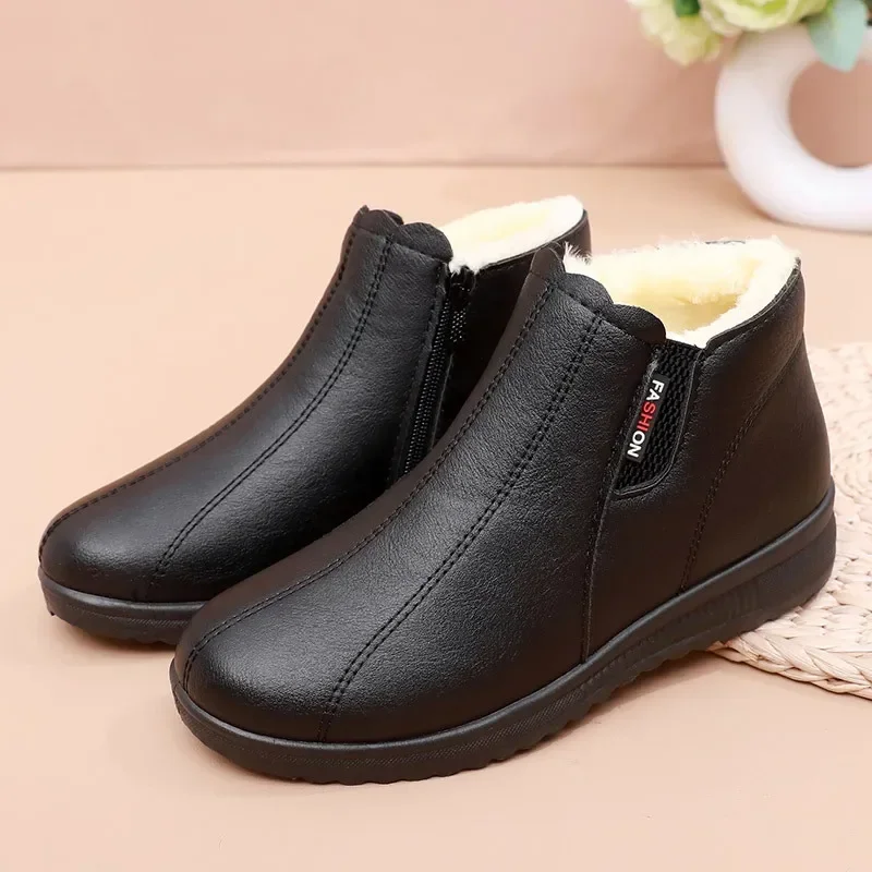 Mother Shoes Cotton Shoes Middle-aged Winter Warm Non-slip Soft Soled Ankle Boots Elderly Women's Shoes Plus Velvet Leather Shoe