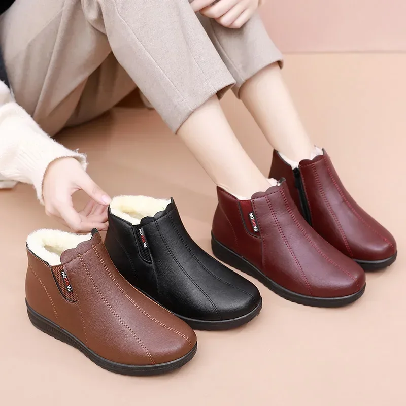Mother Shoes Cotton Shoes Middle-aged Winter Warm Non-slip Soft Soled Ankle Boots Elderly Women's Shoes Plus Velvet Leather Shoe