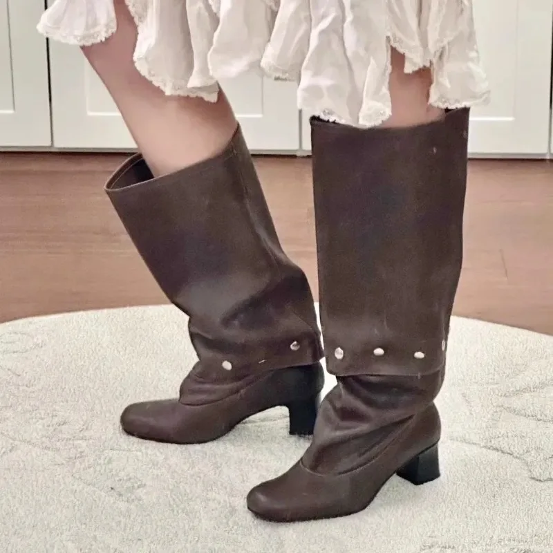 Retro Pleated Autumn Winter Women's Fashion Boots Belt Buckle Long Boots Flat Heel Round Toe Women's Boots Roman Style