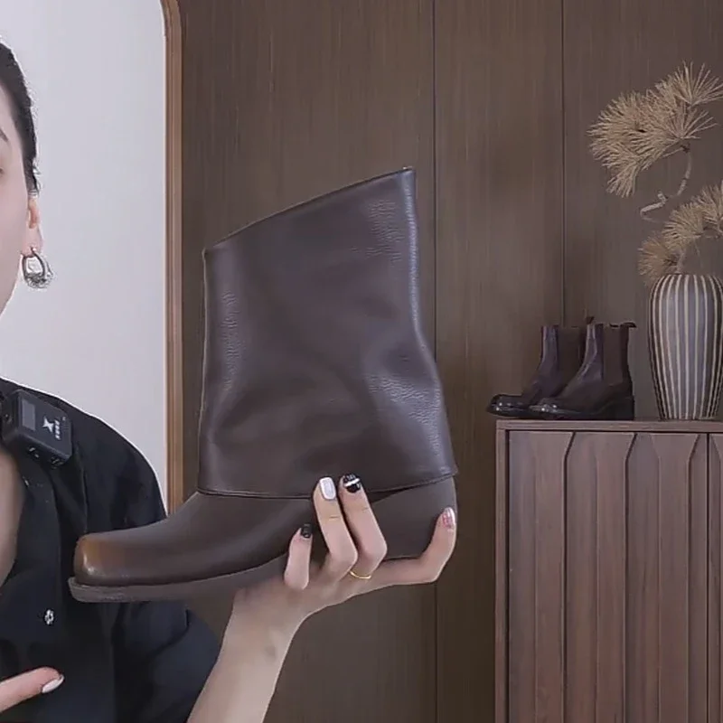 Retro Metal Decoration Buckle Strap Women Boots Crude Heel Square Toe Ladies Short Boots Street Style Hand-made