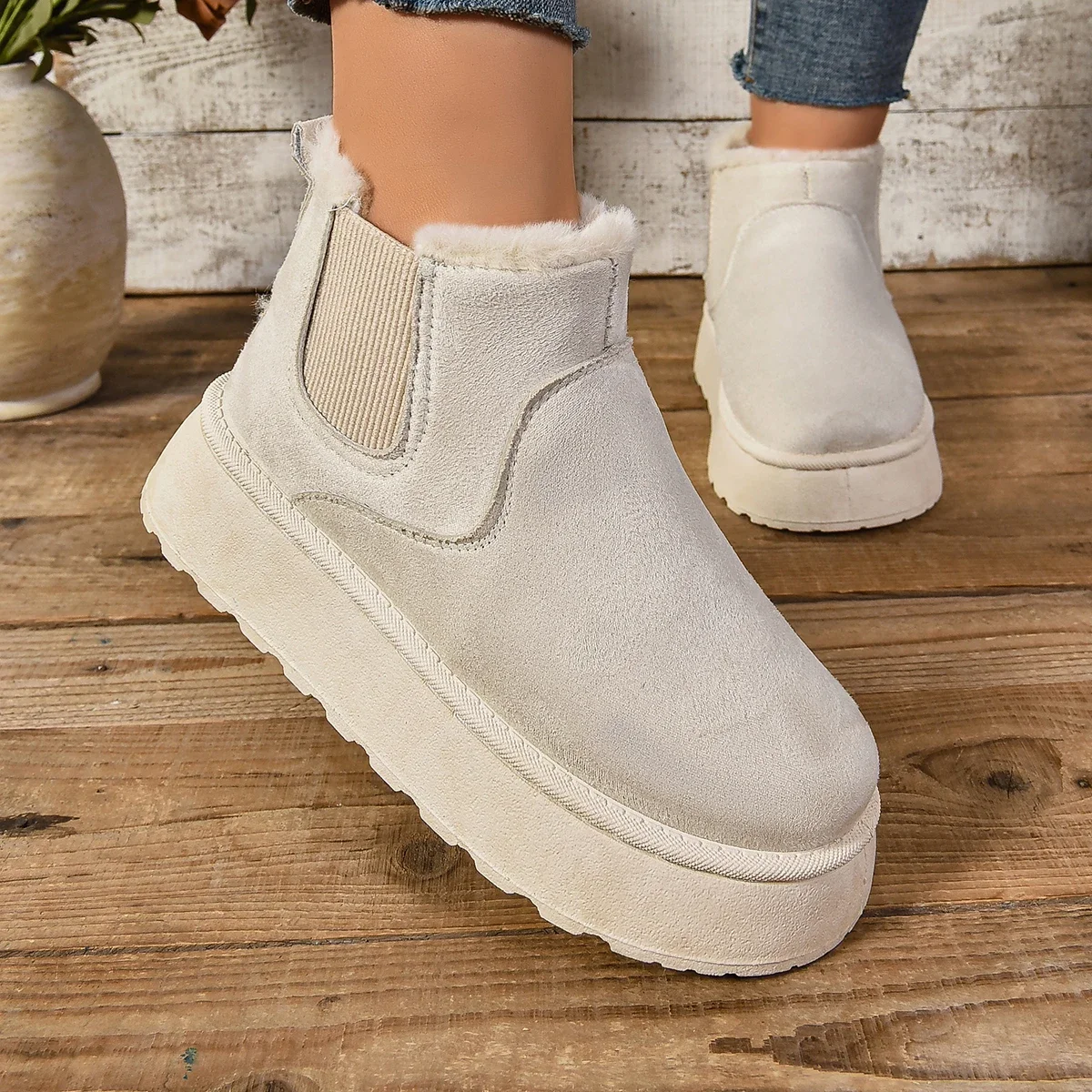 Winter Women Short Plush Warm Snow Boots Casual Shoes New Suede Fur Chelsea Ankle Boots Flats Platform Ladies Shoes Winter Women Short Plush Warm Snow Boots Casual Shoes New Suede Fur Chelsea Ankle Boots Flats Platform Ladies Shoes