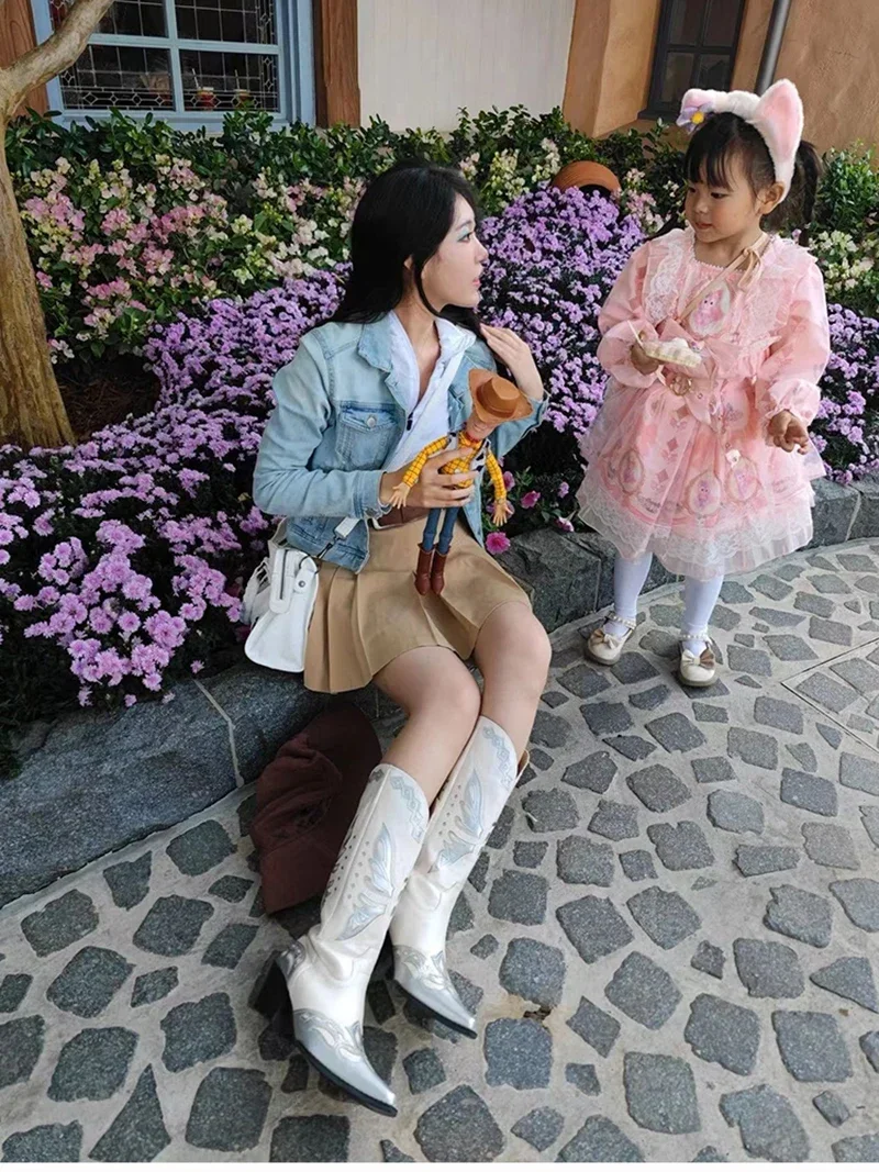 Vintage Embroidery Women Western Cowgirl Boots Fashion Slip on Shoes Autumn Winter Square Heel Ladies Knight Long Booties