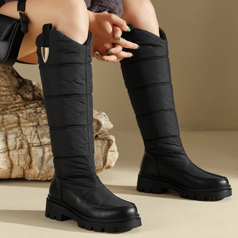 Women’s Winter Knee High Snow Boots Black White Warm Fur Plush High Boot Casual Low Heel Fashion Long Rain Shoes Waterproof Women's Winter Knee High Snow Boots Black White Warm Fur Plush High Boot Casual Low Heel Fashion Long Rain Shoes Waterproof