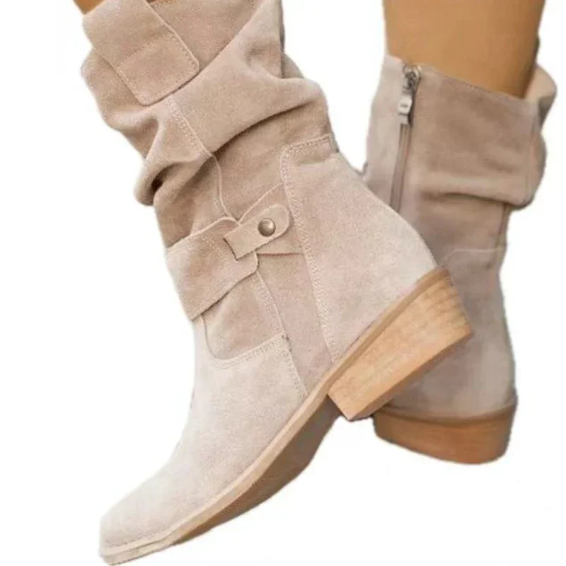 Autumn and Winter New Women’s Short Boots European Style Round Head Metal Buckle Side Zipper Low Heel Square Heel Fashion Boots Autumn and Winter New Women's Short Boots European Style Round Head Metal Buckle Side Zipper Low Heel Square Heel Fashion Boots