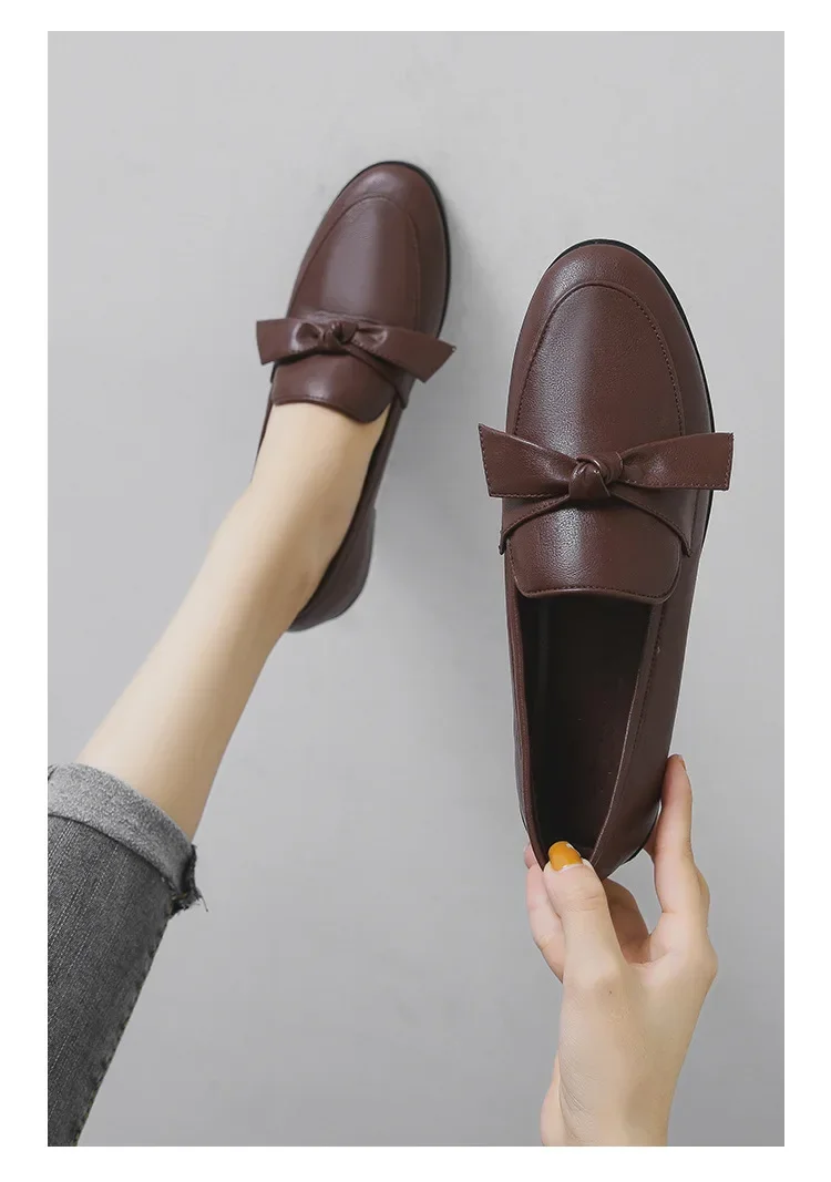 2024 Spring Fashion Flat Shoes Women PU Leather Slip on Loafer Shoes Ladies Flats Mocassins Big Size 44 Sapato Feminino Loafers