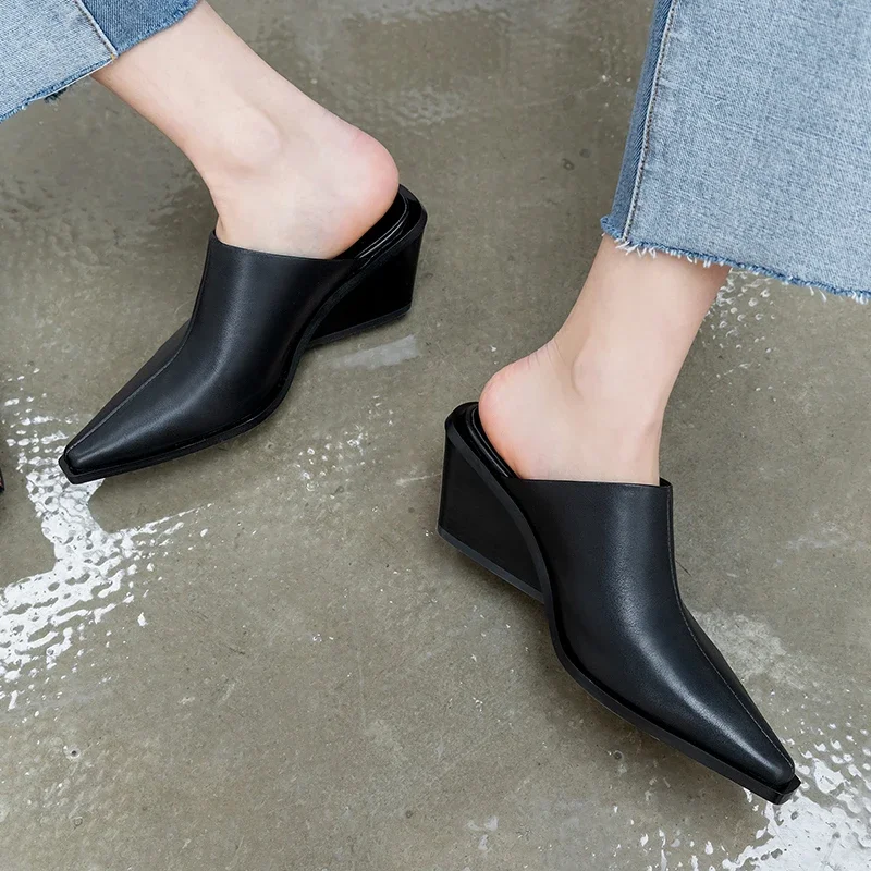 Brand New Ladies Genuine Leather Mules Fashion Med Chunky Heels Summer Wedges Slippers Women 2025 Casual Office Shoes Woman Brand New Ladies Genuine Leather Mules Fashion Med Chunky Heels Summer Wedges Slippers Women 2025 Casual Office Shoes Woman