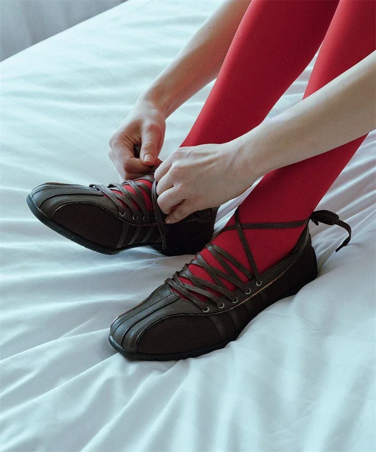 Autumn Women's Black Ballet Shoes Flat Cross Strap Functional Shoes Comfortable Soft Bottom Mary Jane Shoes Ballet Sneakers