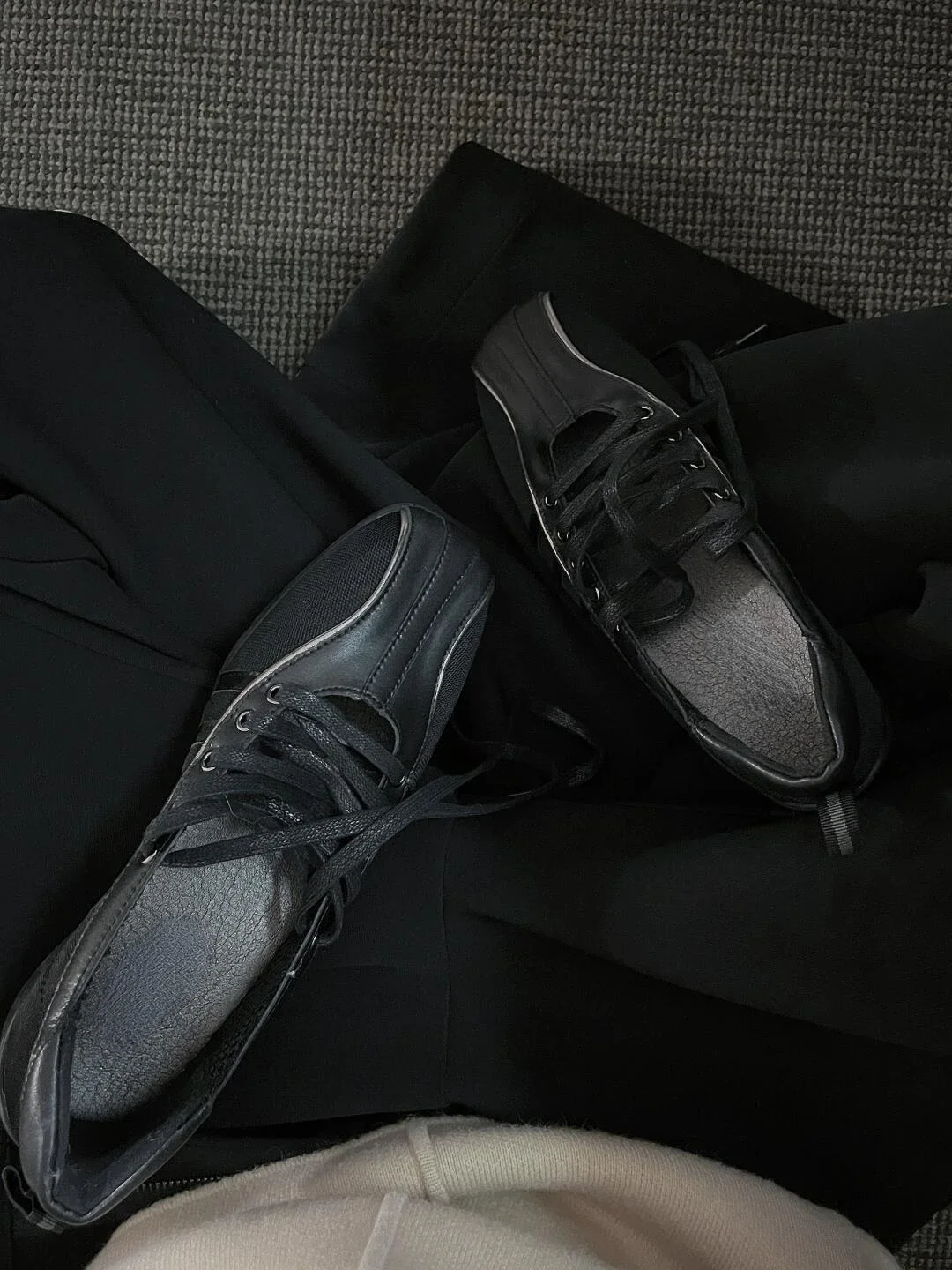 Autumn Women's Black Ballet Shoes Flat Cross Strap Functional Shoes Comfortable Soft Bottom Mary Jane Shoes Ballet Sneakers