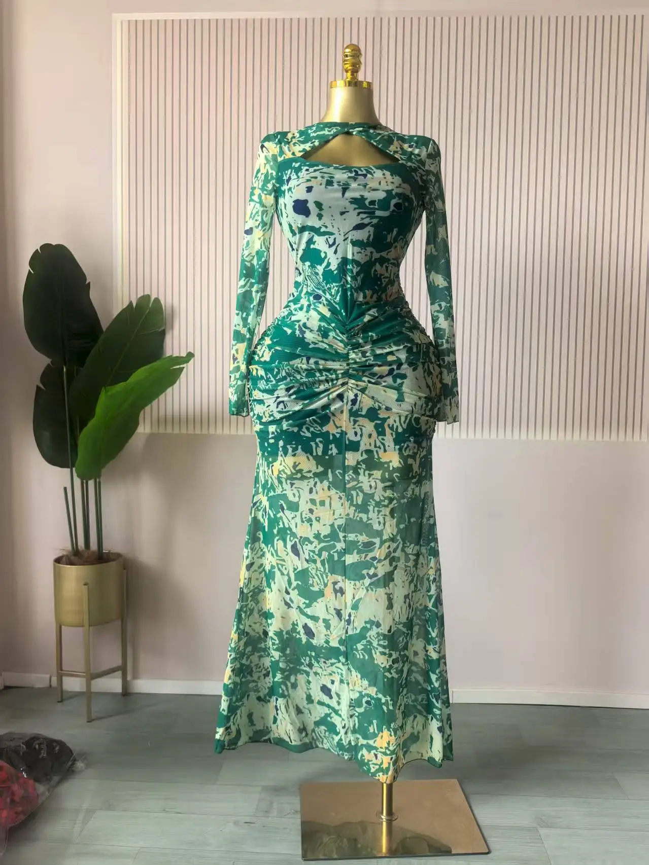 CM.YAYA Women Draped V-neck Cutout Front Ruched Stacked Bodycon Midi Long Maxi Dress 2025 Night Club Party Vestidos Sexy Dresses CM.YAYA Women Draped V-neck Cutout Front Ruched Stacked Bodycon Midi Long Maxi Dress 2025 Night Club Party Vestidos Sexy Dresses