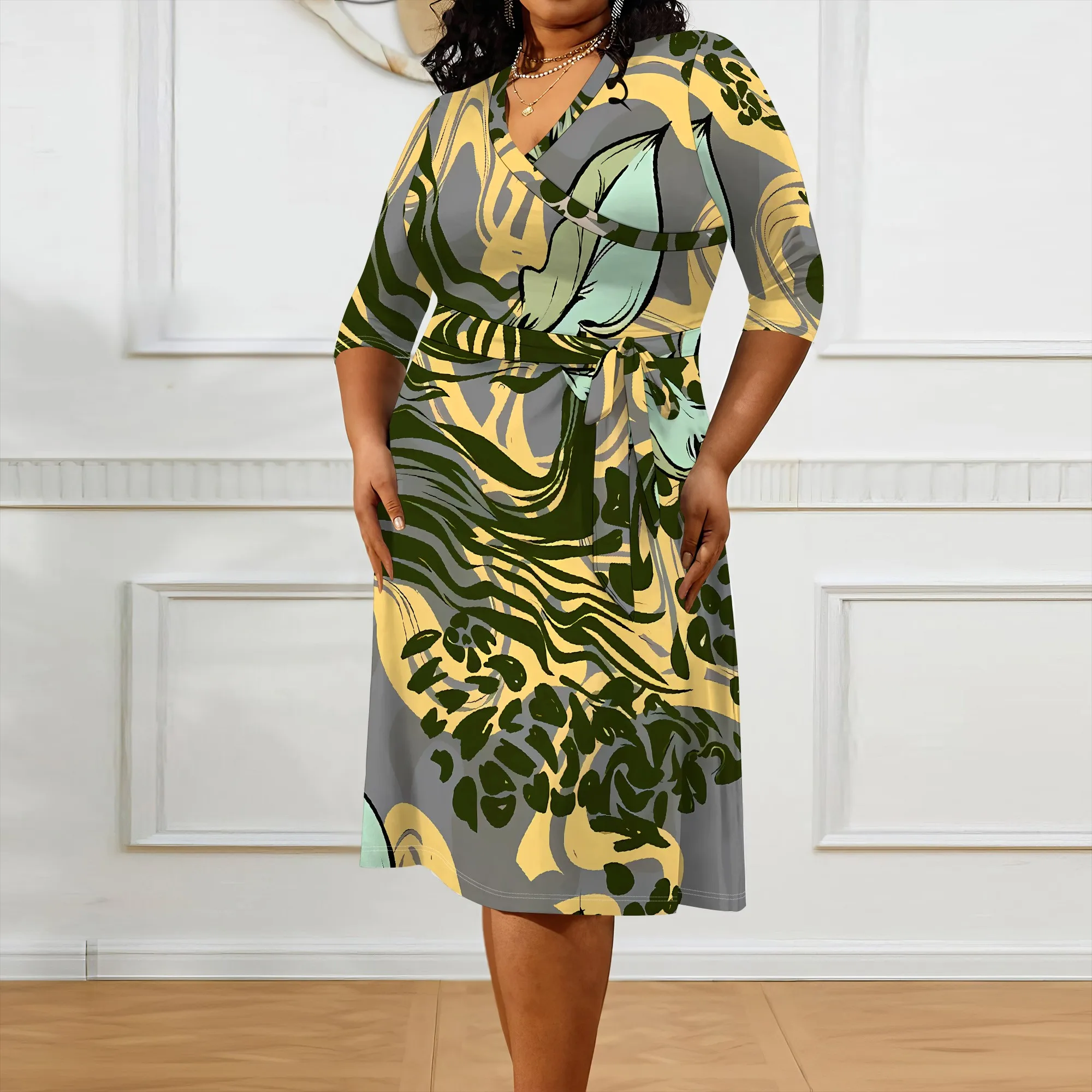 Plus size dress for curvy women Floral V-neck 3/4 sleeve A-line skirt with belt Plus size dress for curvy women Floral V-neck 3/4 sleeve A-line skirt with belt